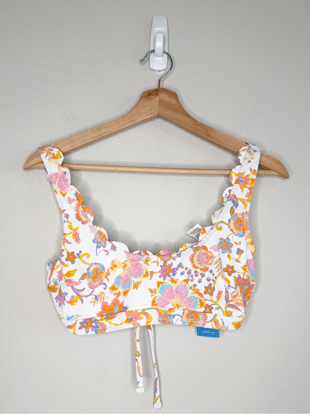 CUPSHE Floral High Waist Bikini Set in White Multicolor Floral Print Size Medium - Picture 6 of 10